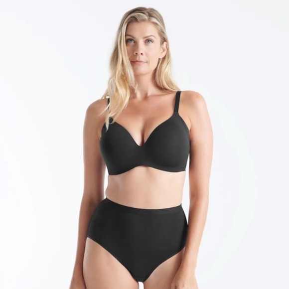 Knix WingWoman Contour Bra - Black - Picture 2 of 11